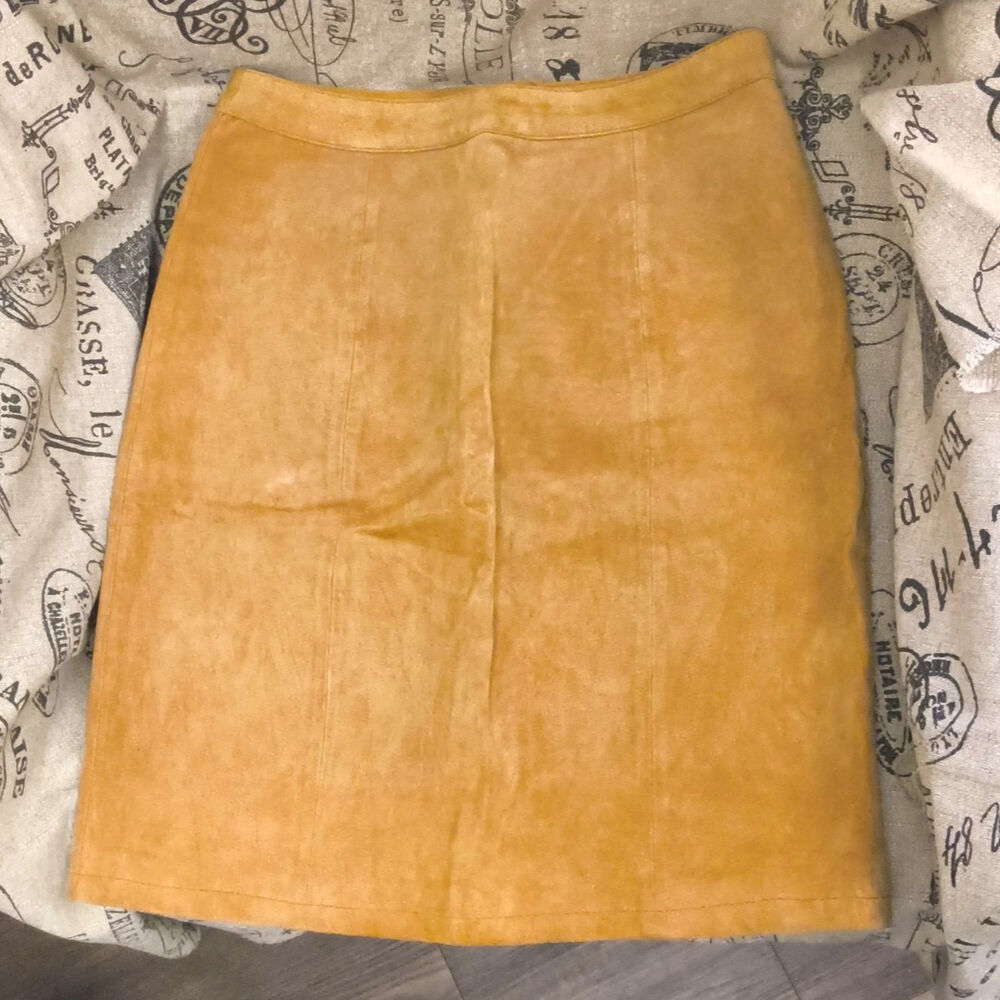 Vtg Deadstock CBK Limited Lt Brown Suede Leather Sz 6 Knee-Length Pencil Skirt